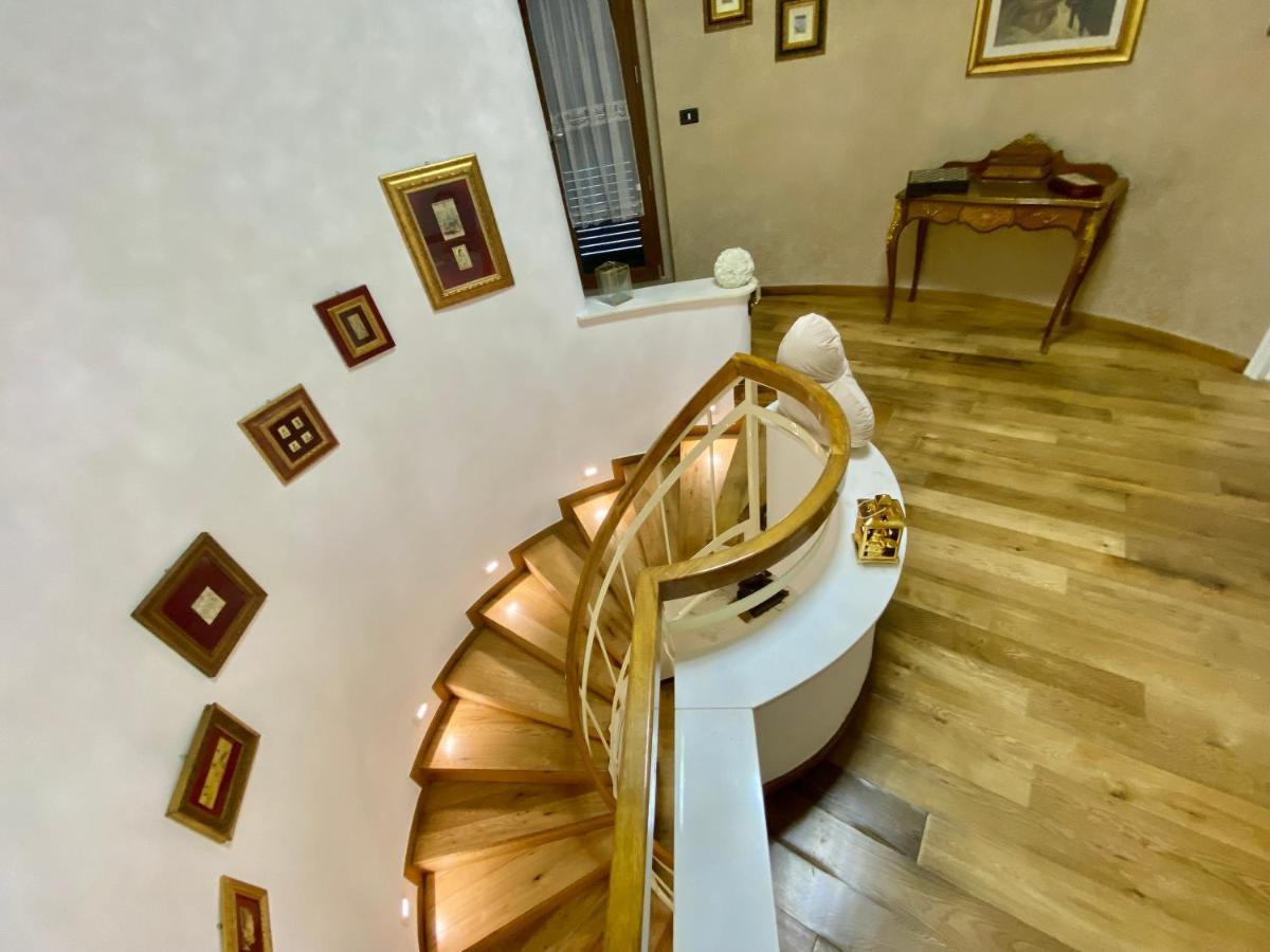 La Villa Del Senatore Gravina in Puglia Luaran gambar